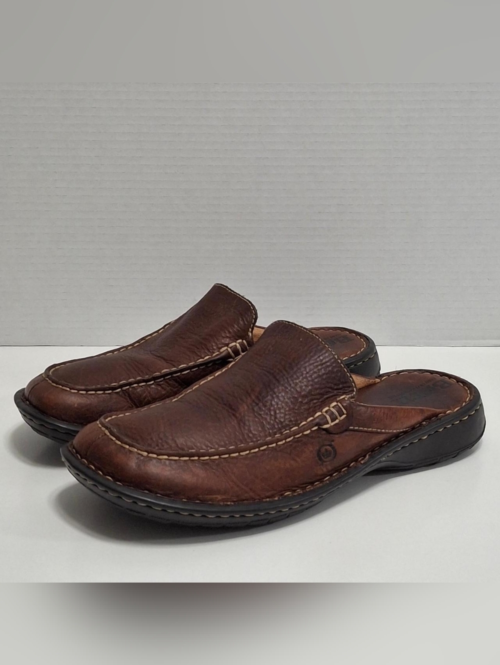 Born Brown Leather Slides Men’s Flats Clogs Sz 8 Dress Shoes